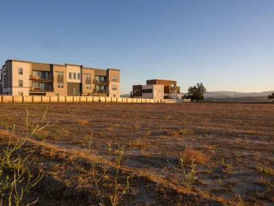 Ulukavak'ta konut imarlı satılık arsa ve çevresi — temsili görsel